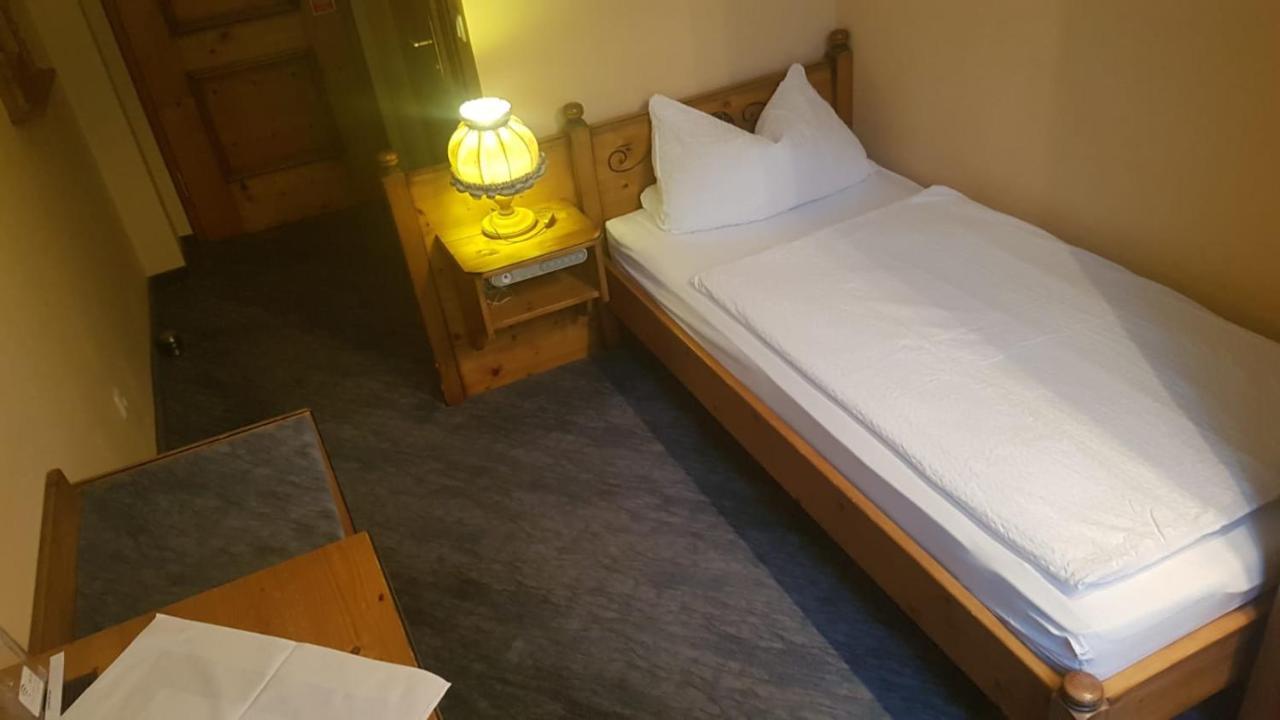 Bad Brückenau Hotel-Restaurant-Krone מראה חיצוני תמונה